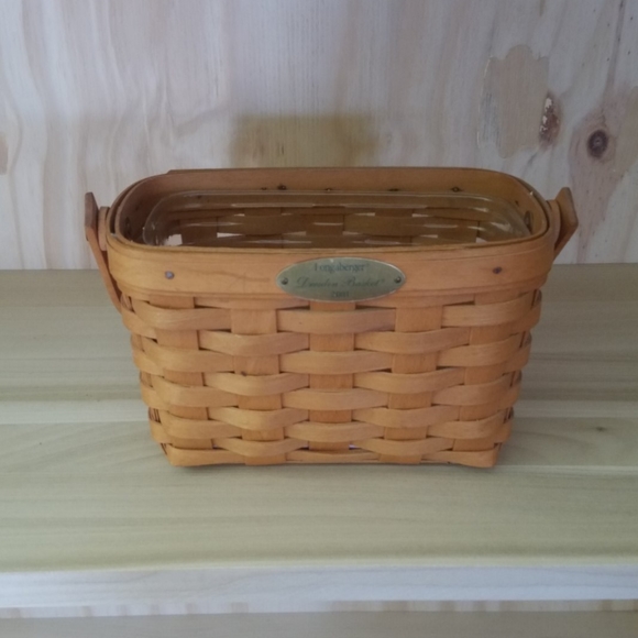 2001 Dresden basket - Picture 1 of 4